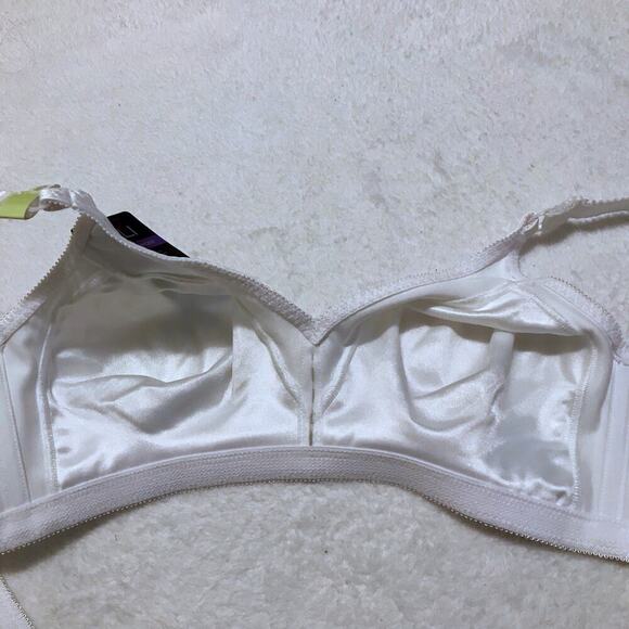 Bali NWT White Cool Comfort Bra Women 40B - Picture 7 of 11